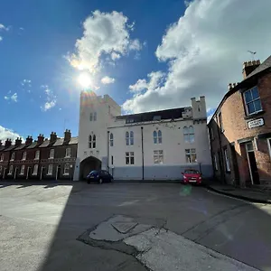 Stays - Value With Free Parking In The Heart Of Apartment
